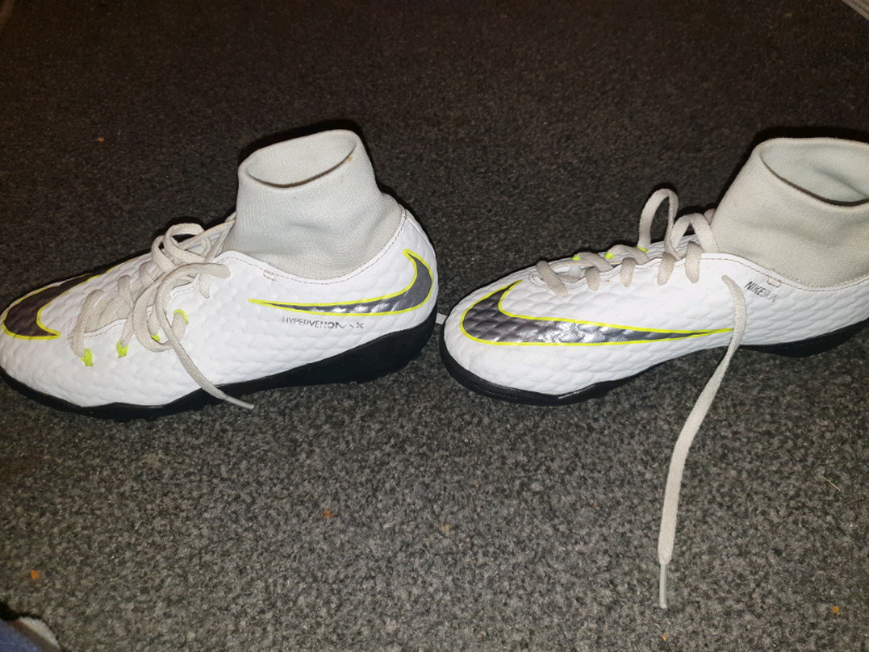 nike hypervenom astro boots